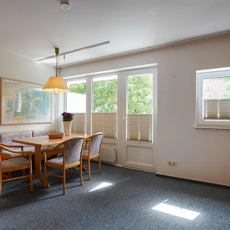Apartment Appartement-haus Regina 6 *