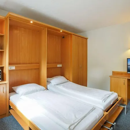 Appartement-haus Regina 6
