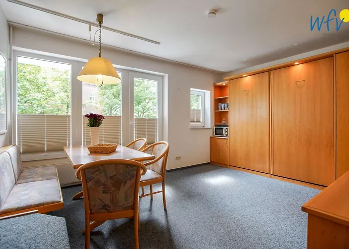 Appartement-haus Regina 6 公寓 *